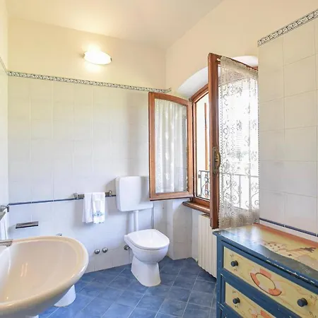 Holiday home 4 Bedroom Pet Friendly In Pietrasanta